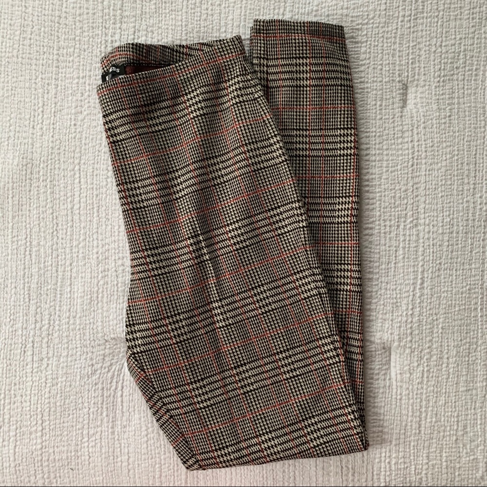 🆕 High Waisted Plaid Leggings